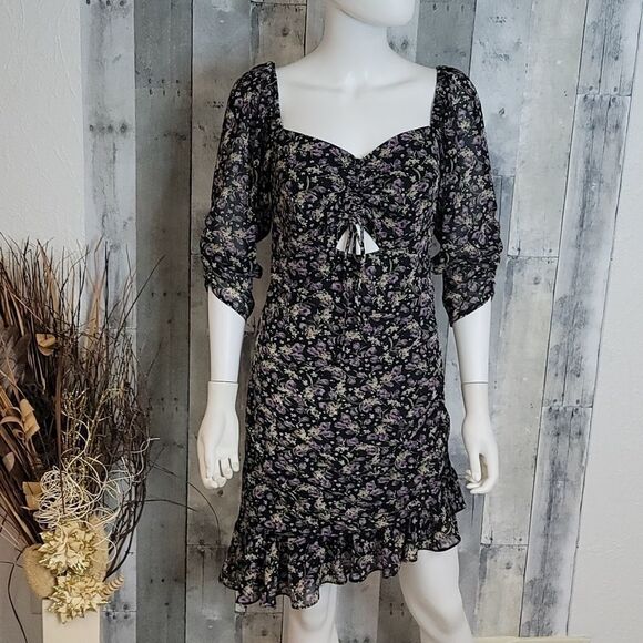 Nwot Astr Sweetheart Cutout Dress In Black-purple Ditsy - Picture 2 of 12